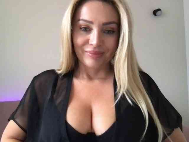 chloebelle webcam