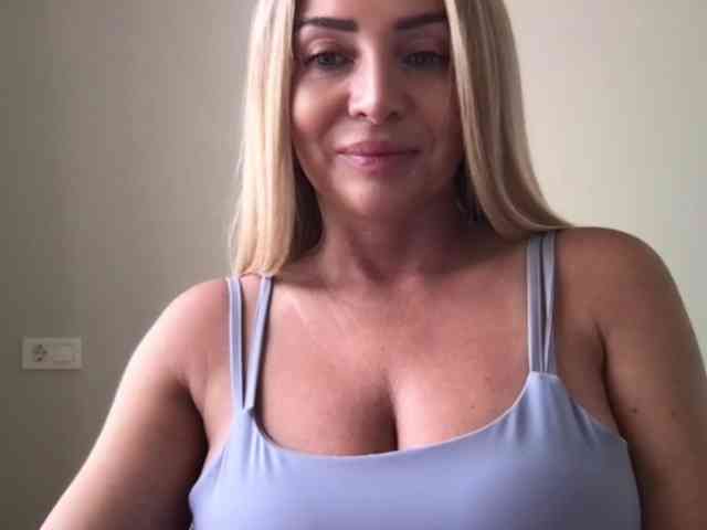 chloebelle