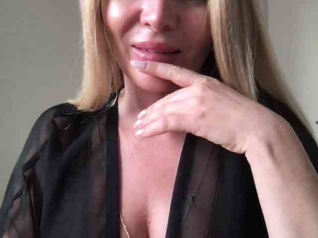chloebelle webcam