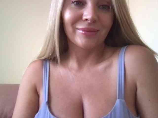 chloebelle webcam