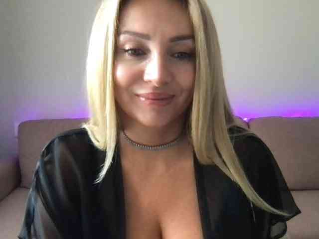 chloebelle webcam
