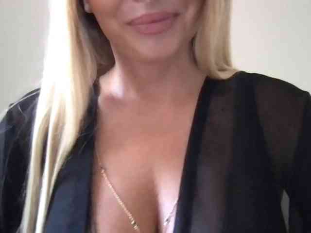 chloebelle webcam