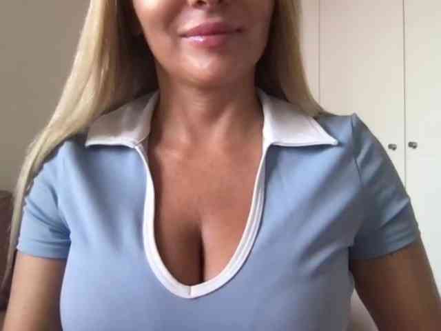 chloebelle webcam