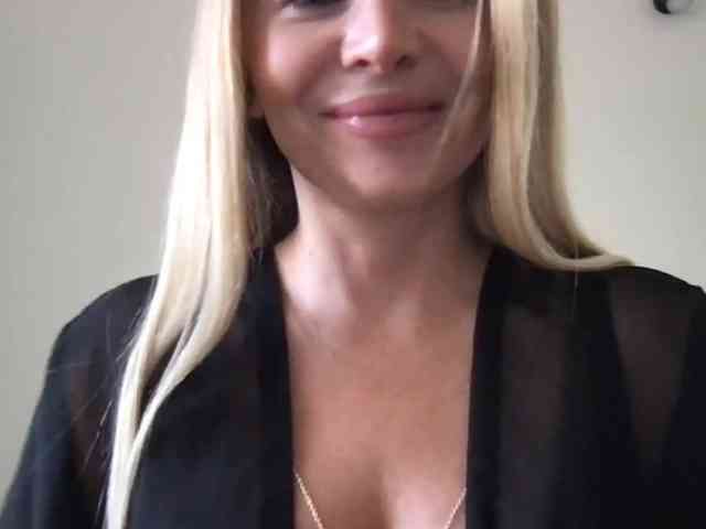 chloebelle webcam
