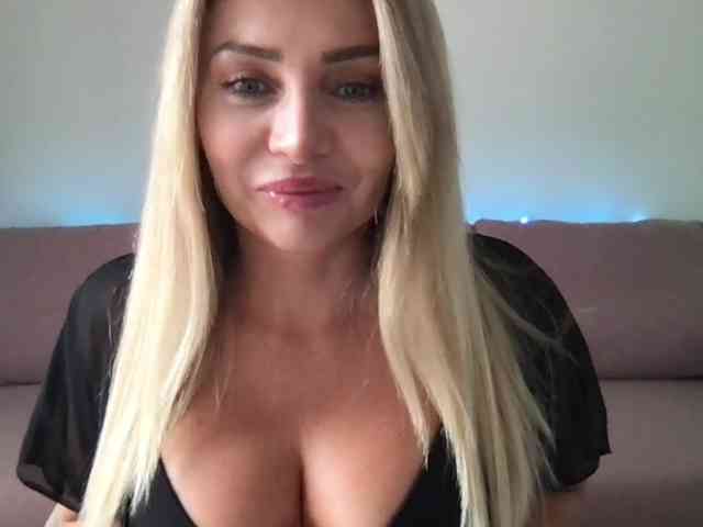 chloebelle webcam