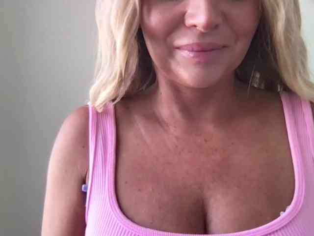 chloebelle