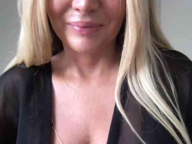 chloebelle webcam