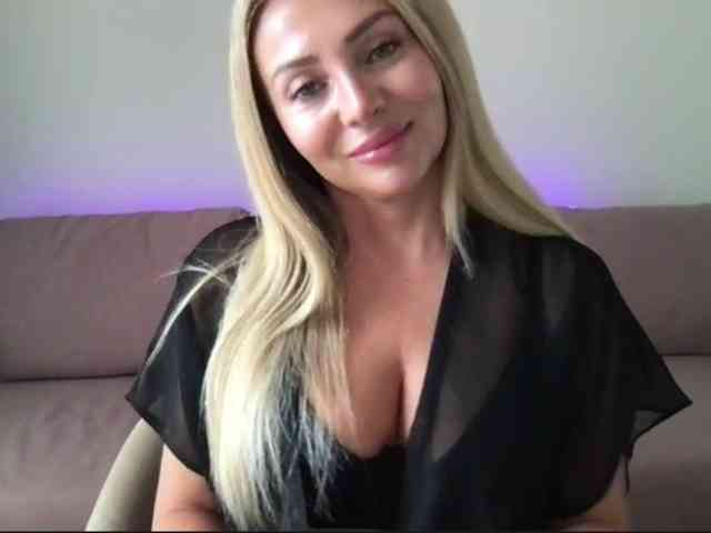chloebelle webcam