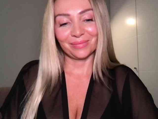chloebelle webcam