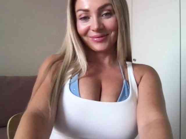 chloebelle