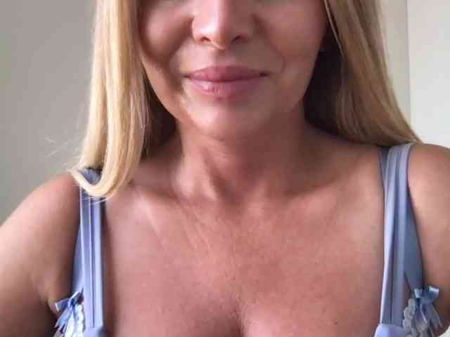 chloebelle