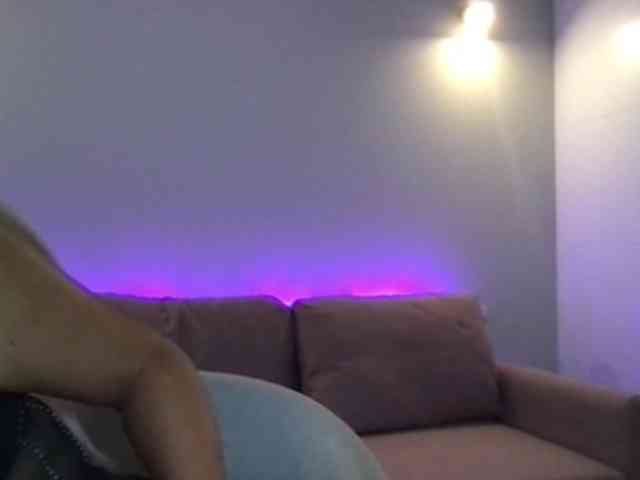 chloebelle webcam