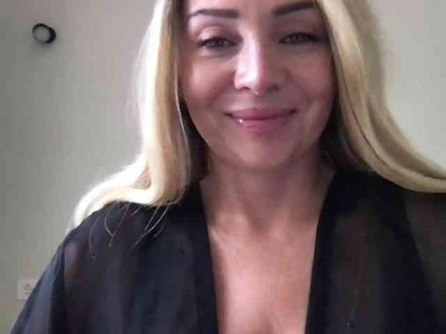 chloebelle webcam