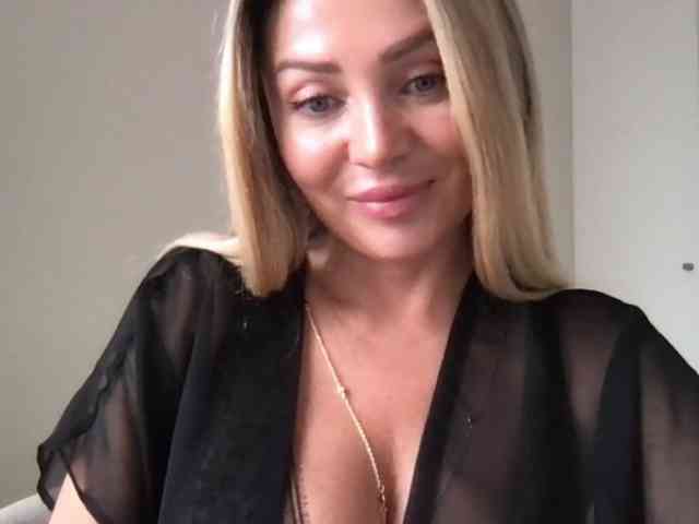 chloebelle webcam