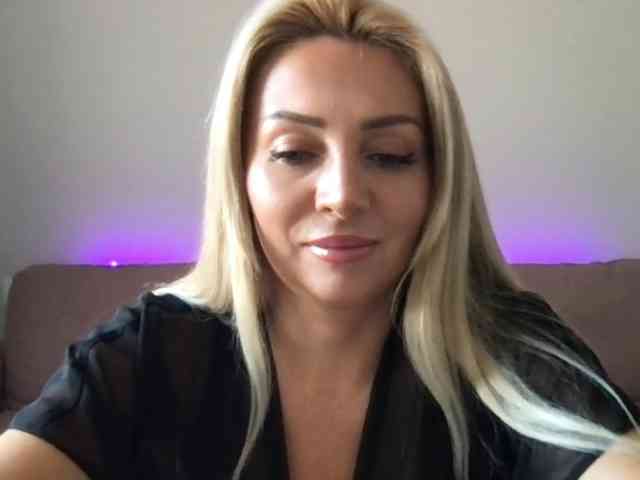 chloebelle
