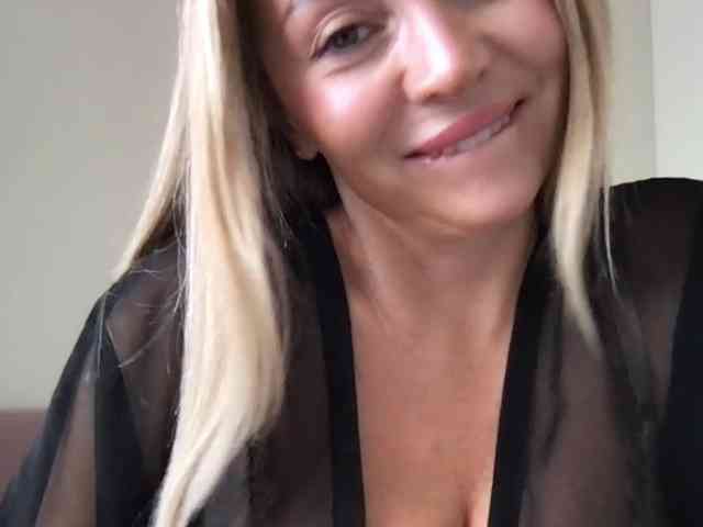 chloebelle webcam