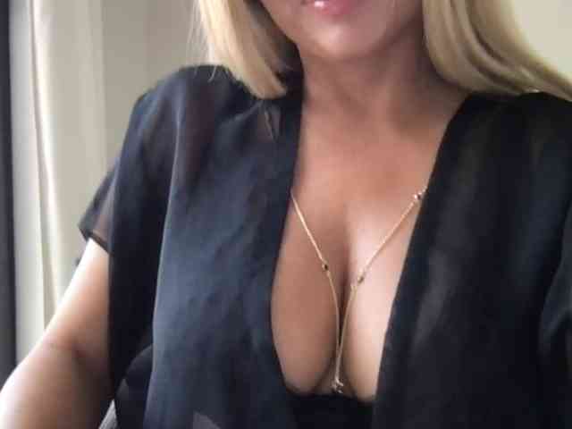 chloebelle webcam