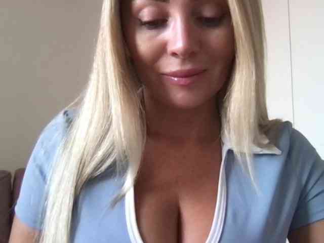 chloebelle webcam