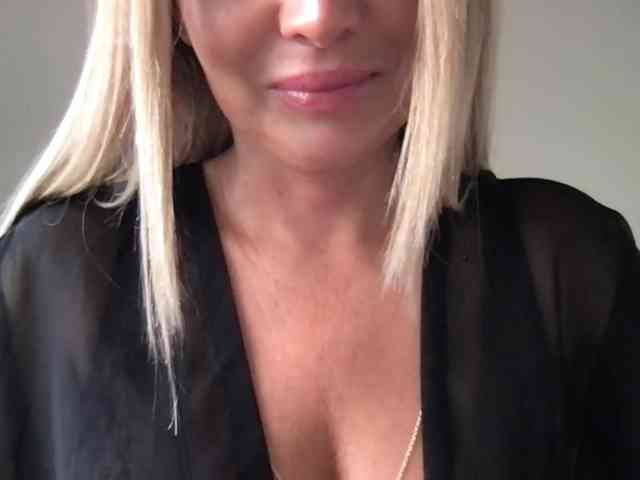 chloebelle webcam