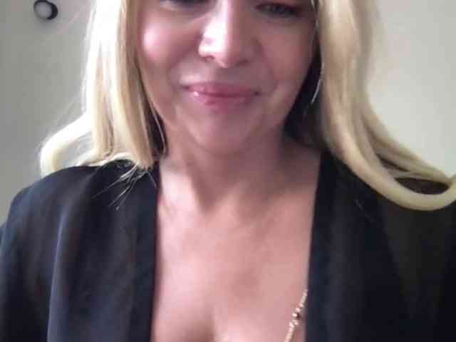 chloebelle webcam