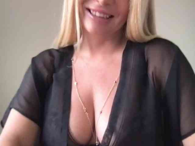 chloebelle webcam