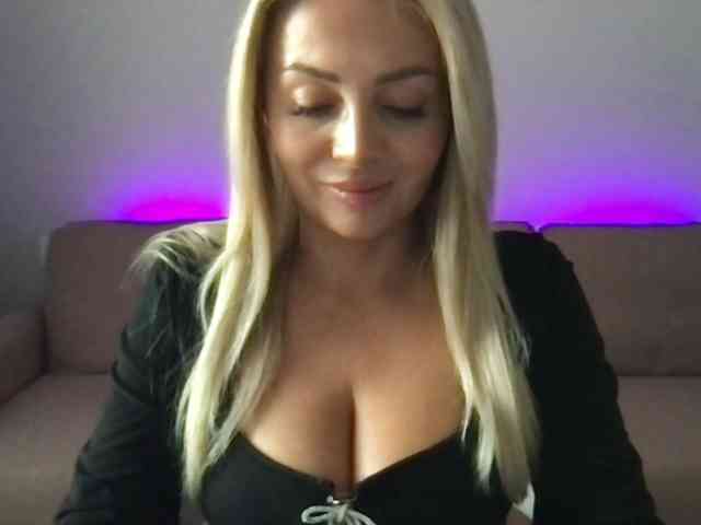 chloebelle