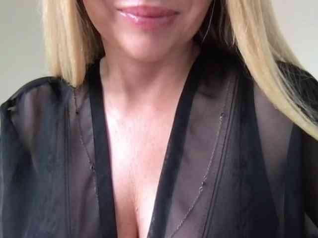 chloebelle webcam