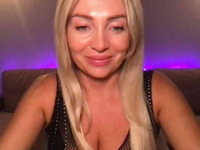 chloebelle webcam