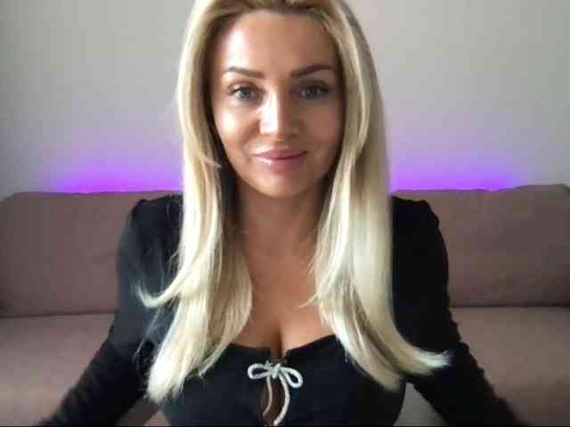 chloebelle webcam