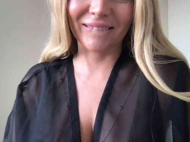 chloebelle webcam