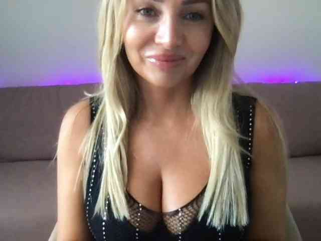 chloebelle webcam