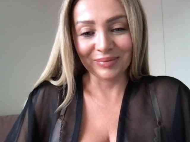 chloebelle webcam