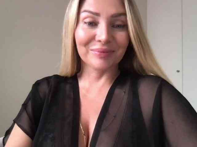 chloebelle webcam