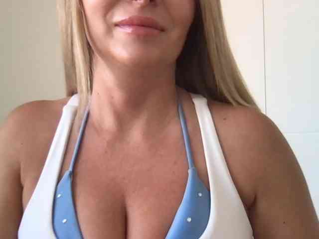 chloebelle