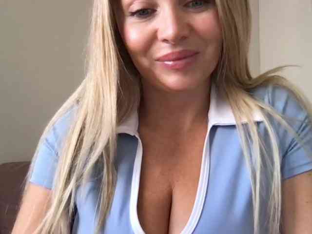 chloebelle webcam