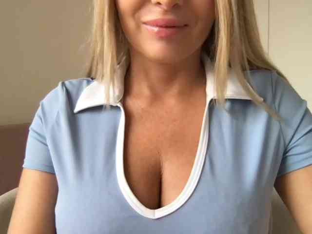 chloebelle webcam