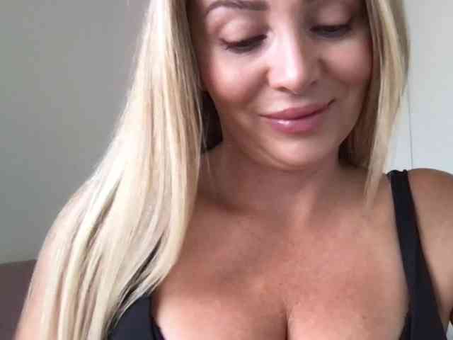 chloebelle