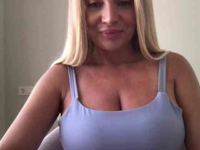 chloebelle