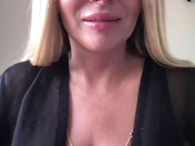 chloebelle webcam