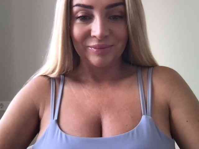 chloebelle