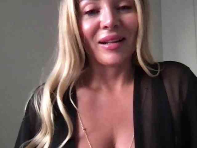 chloebelle webcam
