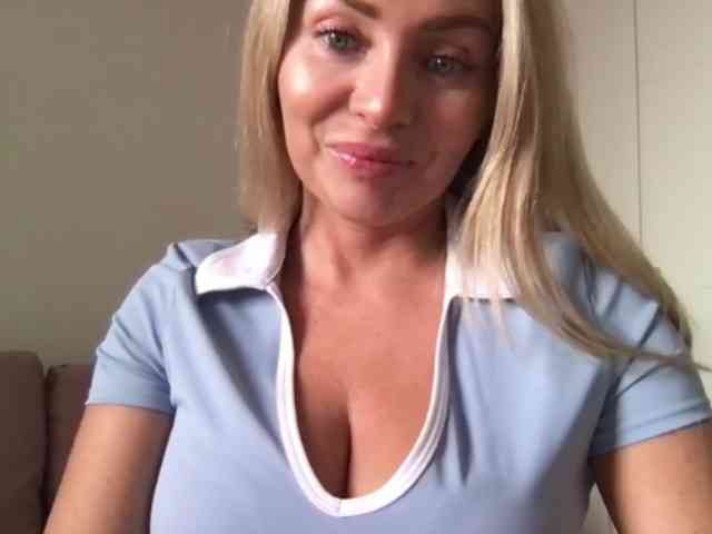 chloebelle webcam