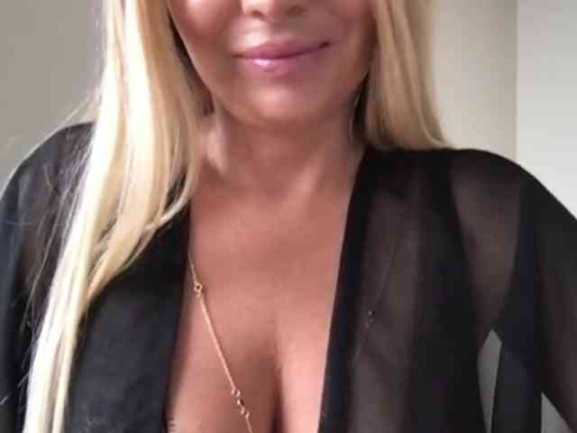 chloebelle webcam