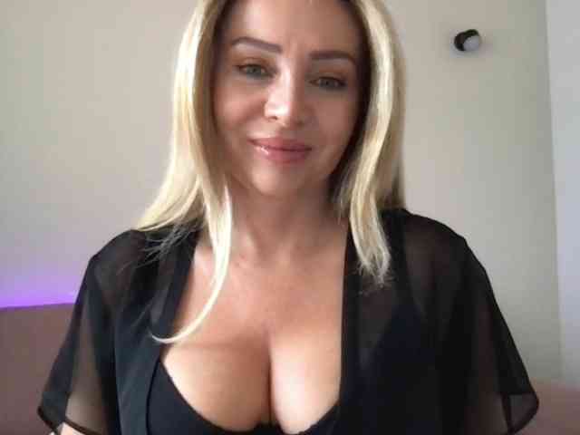 chloebelle