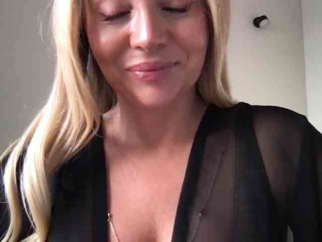 chloebelle webcam