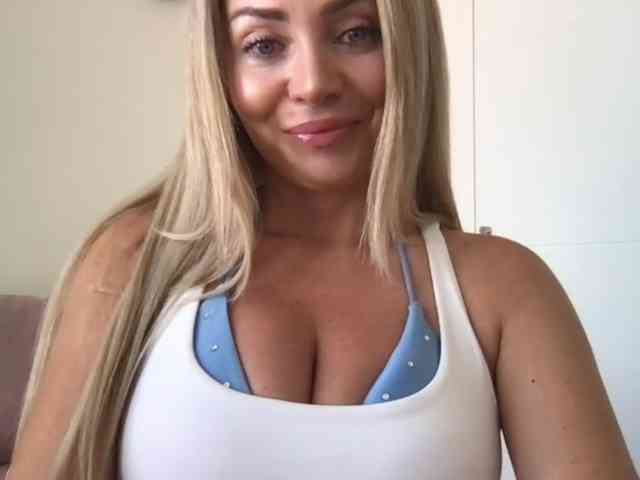 chloebelle