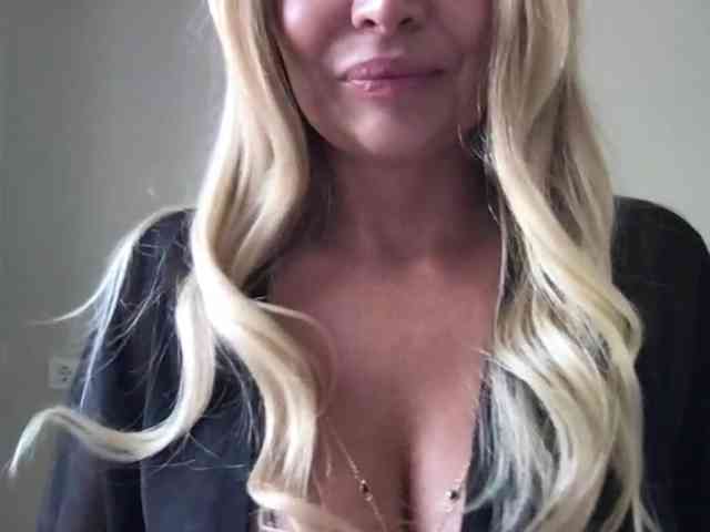 chloebelle webcam