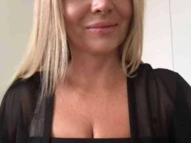 chloebelle webcam