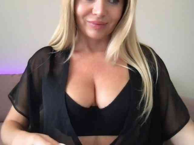 chloebelle