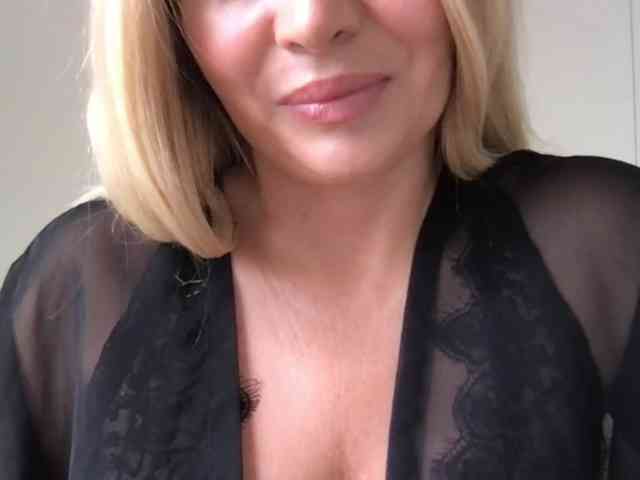 chloebelle webcam